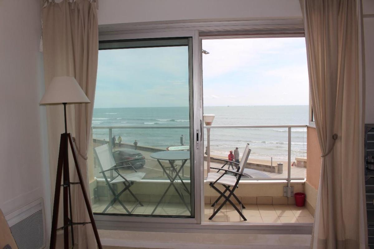 Studio Sur Le Remblai Des Sables Dolonne Les Sables-dʼOlonne Екстериор снимка
