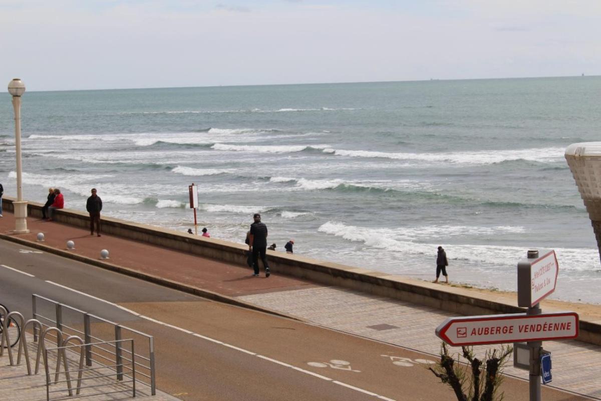 Studio Sur Le Remblai Des Sables Dolonne Les Sables-dʼOlonne Екстериор снимка